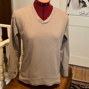 Waffled Long Sleeve V-Neck Top – Size M 3/15$